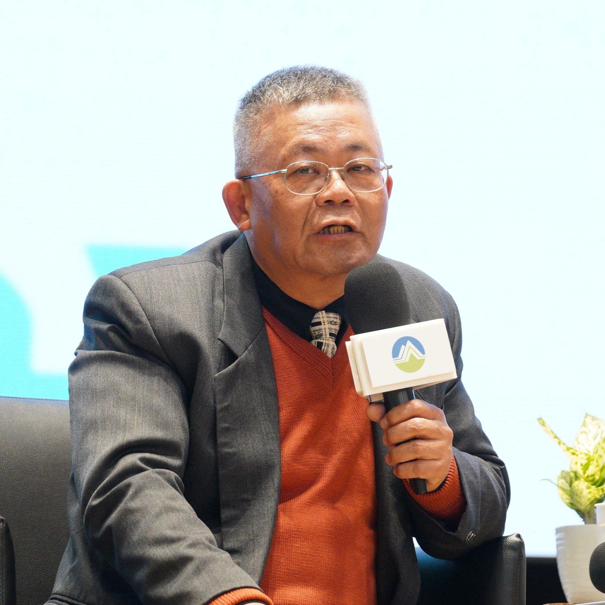 吳義林